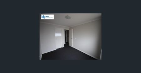 Stylish and Spacious 3-Bedroom Townhouse in Truganina - Photo 3