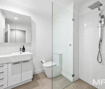 Chic furnished living in the heart of Brunswick West - Photo 6