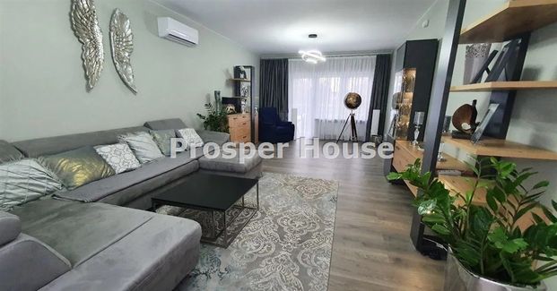 Ożarów Mazowiecki - Photo 1