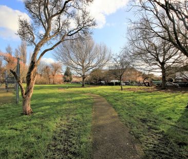 Hillfield Avenue, Colindale, NW9 - Photo 2