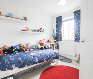 4 bedroom detached house to rent - Photo 4