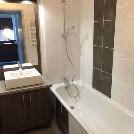 Location Appartement 2 pièces 37m² ST ANDRE DE CUBZAC 33240 - Photo 3