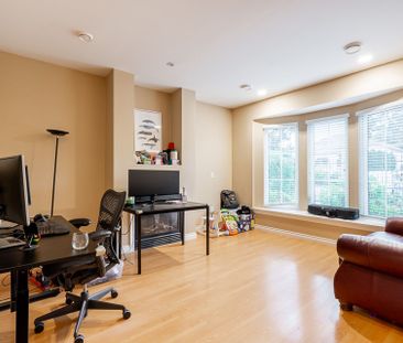 Discover Your Perfect Home in Woodwards! - Photo 4