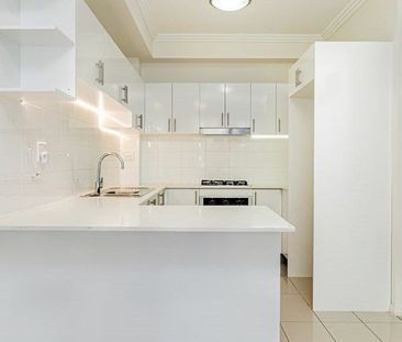 2 BEDROOM UNIT - Photo 2