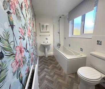 2 bedroom terraced house to rent - Photo 6