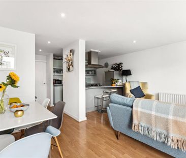 1 bedroom flat to rent - Photo 3