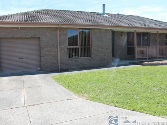 6 Argus Court, Narre Warren - Photo 1