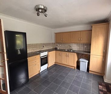 2 Bed Terraced House, Pennhome Avenue, NG5 - Photo 6