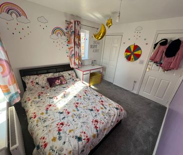 3 Bed End Terrace, Highley Drive, CV6 - Photo 1