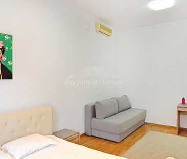 Beautiful Four-Bedroom Home with Lawn and Big Terrace - BSB - Photo 4