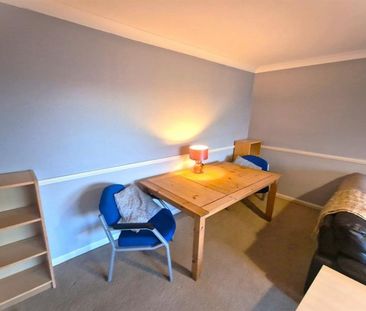 2 Bedroom Apartment To Let - Photo 1