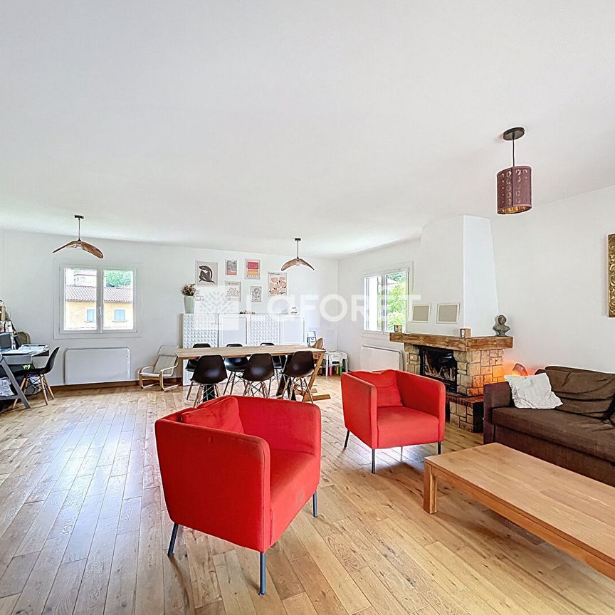 House - Photo 1