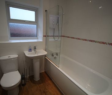 2 bed house to rent in Peache Road, Colchester - Photo 6