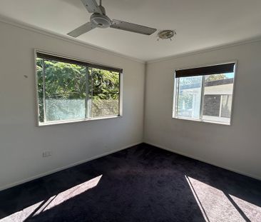 NEAT AND TIDY HOME FOR RENT IN NEW AUCKLAND! - Photo 1