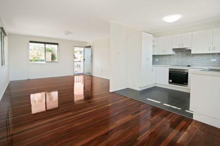 Home with a Handy Location - Photo 5