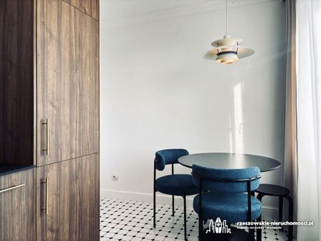 DO WYNAJĘCIA! Stylowe mieszkanie 2 min od Rynku - Фото 5