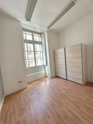 Location Appartement 3 pièces 85m² - Photo 1