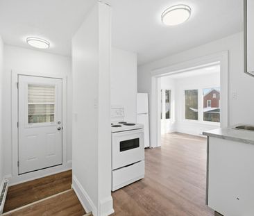 For Lease - 104 Wellington Street Unit# 1, Aurora, Ontario - Photo 5