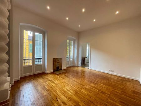 Location Appartement 5 pièces 103m² MENTON 06500 - Photo 4