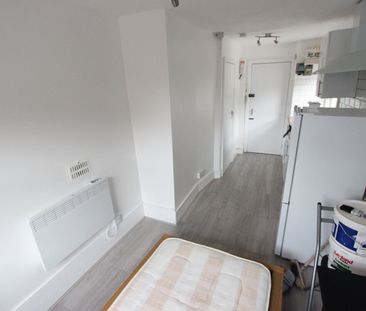 Studio Flat, St. Michael's Terrace, N22 - Photo 6