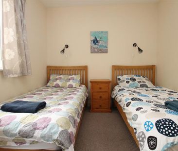 2 bedroom semi-detached house to rent - Photo 5