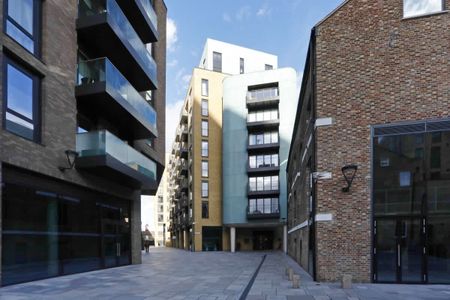 Bellwether Lane London SW18 - Photo 2