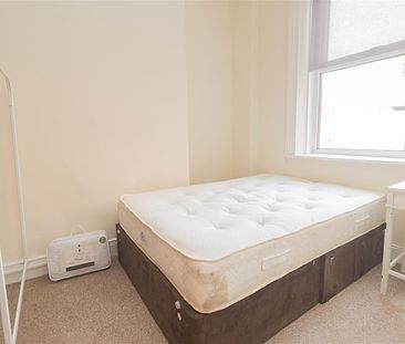 1 Bedroom Flat - Photo 1