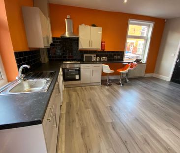 Spring Gardens, Salford - Photo 6