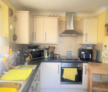 Oaktree Close, March, March - Photo 1