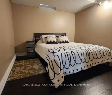 167 BERWICK CRESCENT W - Photo 4