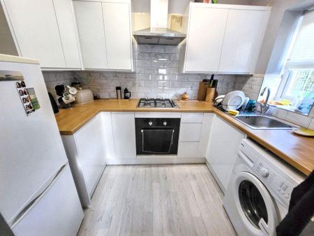 2 bed apartment to rent in NE31 - Photo 4