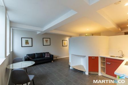 Studio to rent - Photo 2