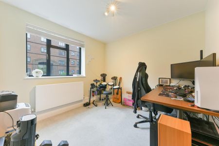 2 bedroom apartment to rent - Photo 4