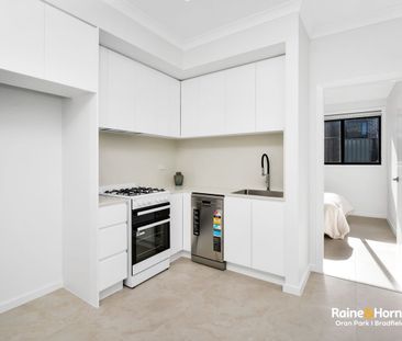 BRAND-NEW ONE BEDROOM GRANNY FLAT - Photo 2
