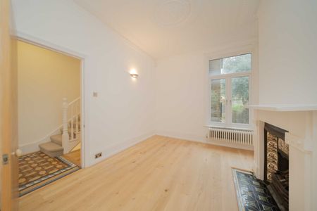 Bovingdon Road, SW6, London - Photo 2