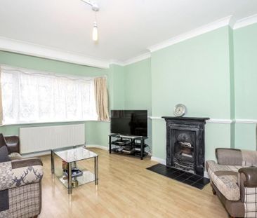 3 Bed Flat, Alexandra Avenue, HA2 - Photo 1