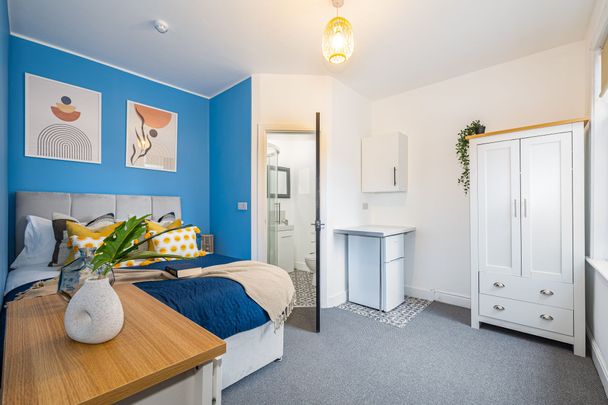 Camp Hill Road, Nuneaton - Photo 1