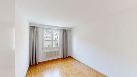 Zentrale 3 Zimmer- Wohnung - Photo 2