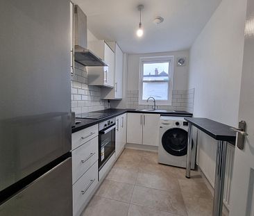 4 Bed Student Accommodation - Photo 6