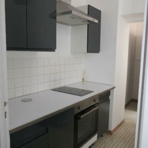 Location Appartement 2 pièces 40m² - Photo 2