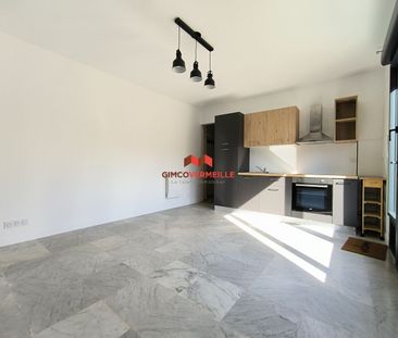 Location Appartement 3 pièces 44m² - Photo 5