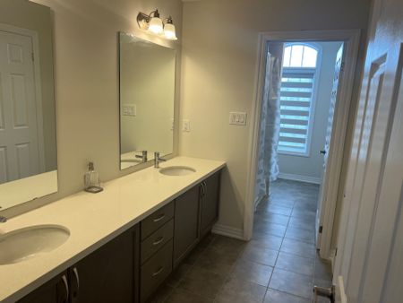 For Lease - 202 Stayner Street, Clearview, Ontario - Photo 4