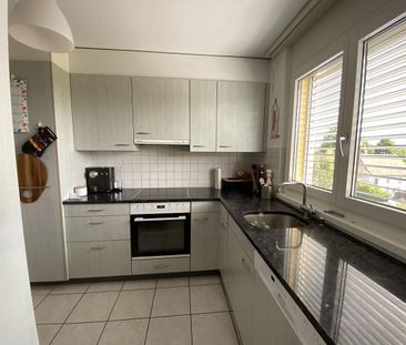 Sonnige 4.5 Zimmerwohnung - Foto 2