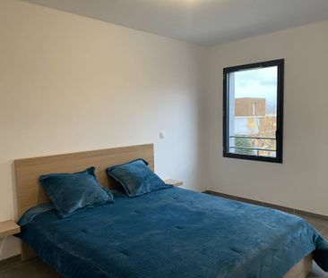 Location Appartement 2 pièces 42m² LA CIOTAT 13600 - Photo 3