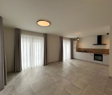 Appartement - Te huur - Photo 2