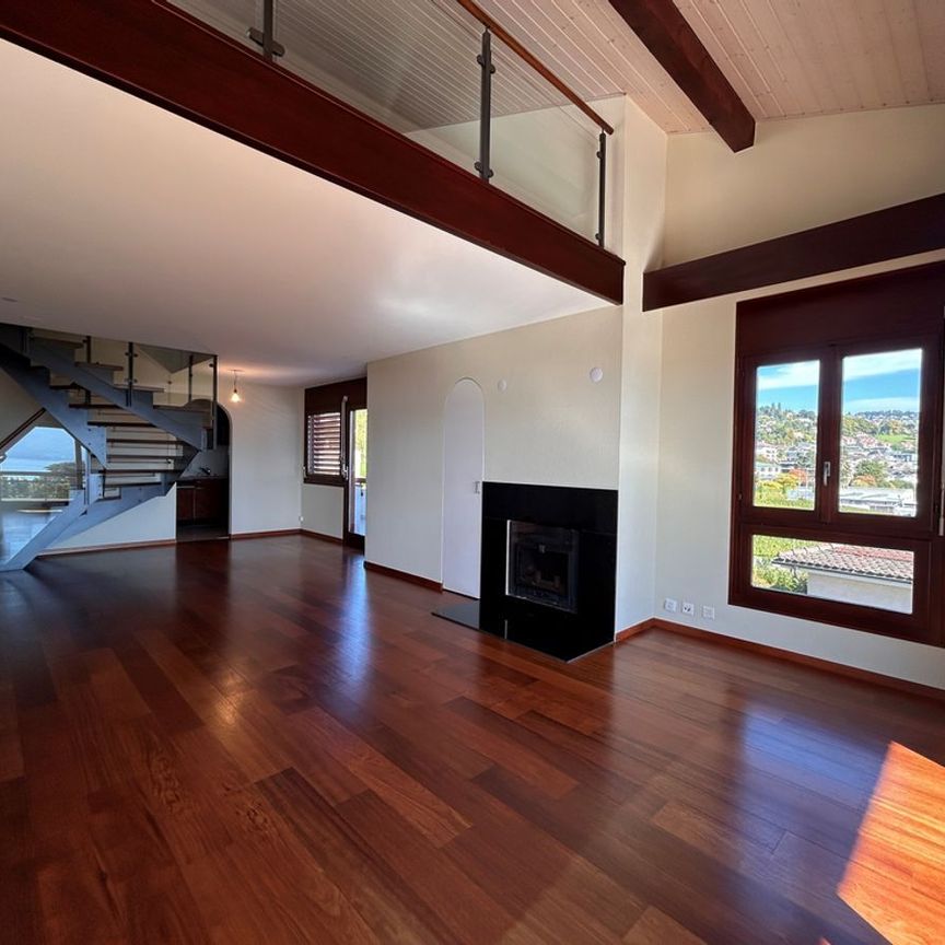 Prachtiges Duplex von 4.5 Zimmern im 2. Stock mit etwa 145m2 - Photo 1