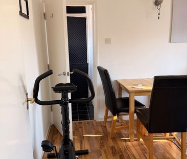 1 Bed Flat, Camden Road, BS3 - Photo 3