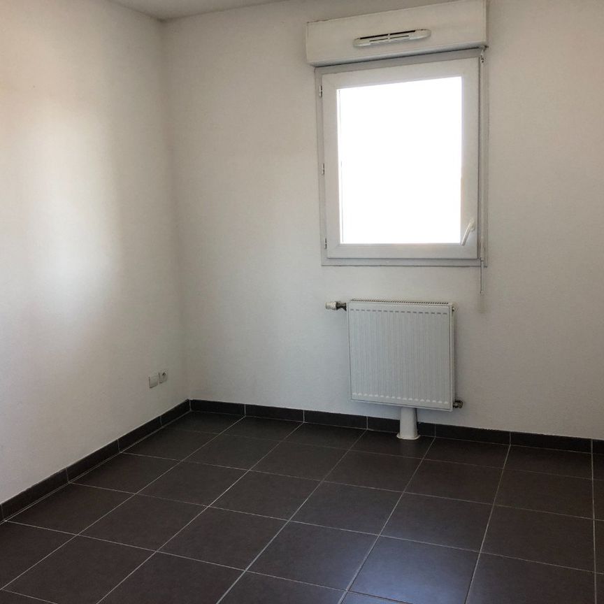 A LOUER SORGUES Appartement 2 pièce(s) 40.5 m² - Photo 1