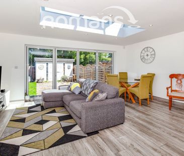 4 bedroom house to rent - Photo 2