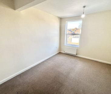 Southampton Road - Photo 1